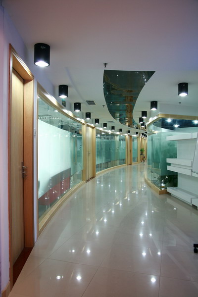 辦公室裝修走廊實景