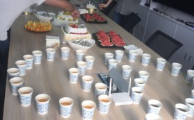 溫情四月，康藍(lán)裝飾邀你一起過生日